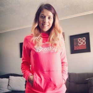 Meet your Posher, Dana